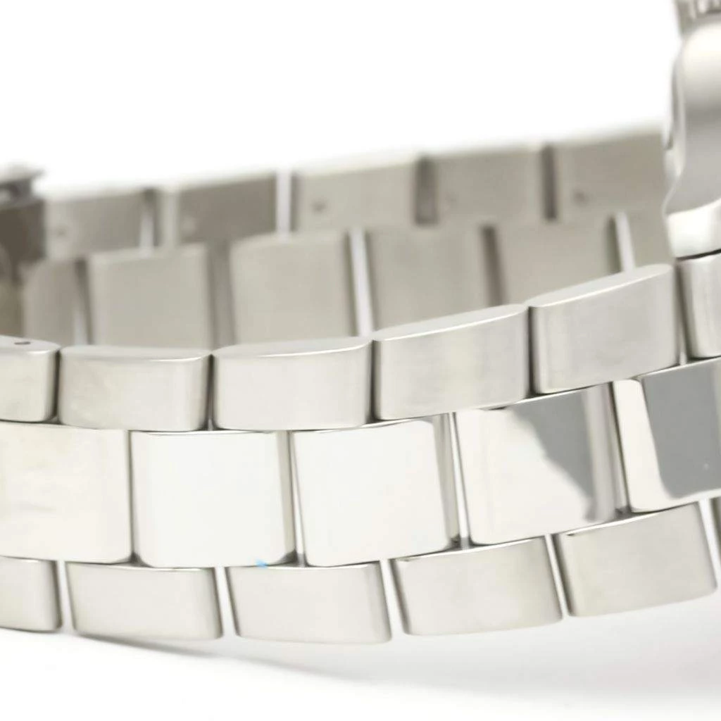 Tag Heuer Silver Stainless Steel Aquaracer Quartz WAf1112 Men's Wristwatch 39 Mm For Men 8 Tag Heuer Silver Stainless Steel Aquaracer Quartz WAf1112 Men's Wristwatch 39 Mm For Men - Image 8